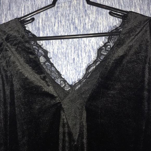 Vero Moda top black velvet tank - Picture 4 of 6